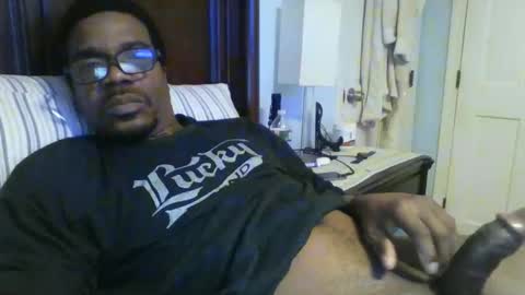 Snapshot of envyme2017 chatting on February 23, 3:59 am Envyme2017 online show from February 23, 3:59 am