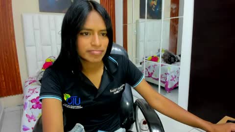 Enyenlina online show from May 28, 5:54 pm