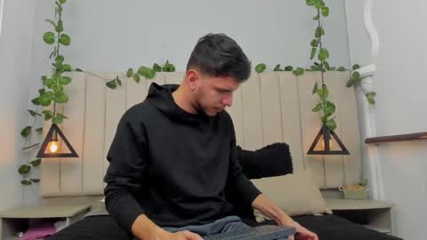 ENZO online show from November 5, 2:28 pm