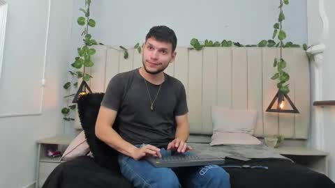 ENZO online show from November 12, 2:17 pm