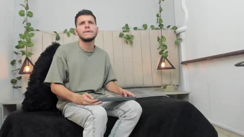 ENZO online show from November 13, 2:27 pm