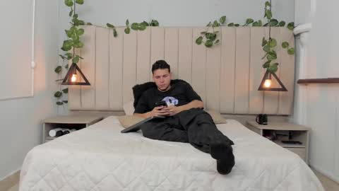 ENZO online show from November 29, 3:26 pm