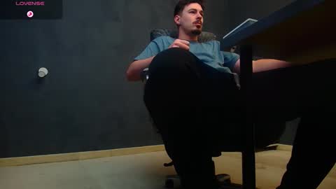 EnzoRace online show from October 28, 5:44 am