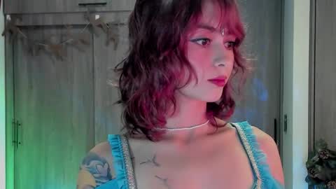 Leyla online show from December 16, 1:32 am