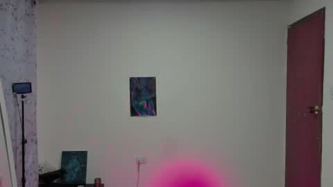 Snapshot of ephemeral_hot chatting on June 26, 2:49 am Leyla online show from June 26, 2:49 am