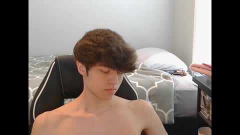 Snapshot of eprahsdahc chatting on March 25, 2:12 pm eprahsdahc online show from March 25, 2:12 pm