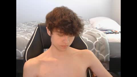 Snapshot of eprahsdahc chatting on March 30, 1:23 pm eprahsdahc online show from March 30, 1:23 pm