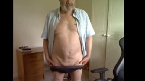 Snapshot of erasmus_d chatting on June 28, 4:46 pm erasmus_d online show from June 28, 4:46 pm