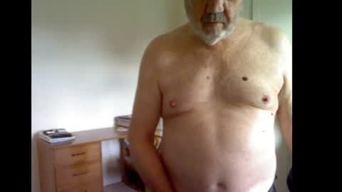 Snapshot of erasmus_d chatting on June 30, 4:41 pm erasmus_d online show from June 30, 4:41 pm