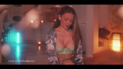 Ana Marie online show from March 18, 1:42 am