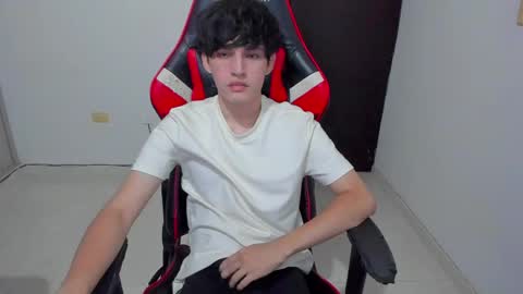 eren_tatakae online show from April 11, 3:55 am