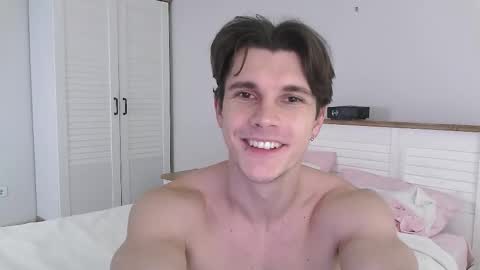 Eric Crush online show from February 14, 4:09 am