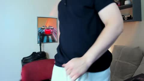 Snapshot of eric_ether chatting on October 3, 6:27 pm Eric online show from October 3, 6:27 pm