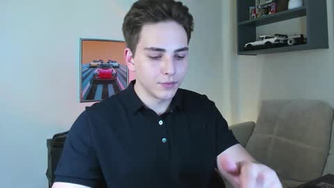 Snapshot of eric_ether chatting on October 11, 8:51 pm Eric online show from October 11, 8:51 pm