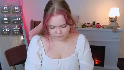 Snapshot of erica_love_ chatting on September 17, 5:42 am erica_love_ online show from September 17, 5:42 am