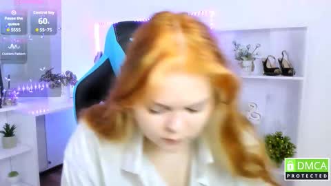 erica_love_ online show from February 22, 6:24 am