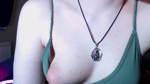 Erica online show from December 18, 1:23 pm