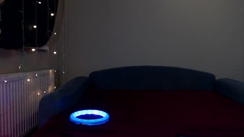 Erica online show from January 31, 2:28 pm