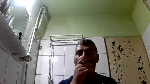 eric online show from December 2, 3:26 am