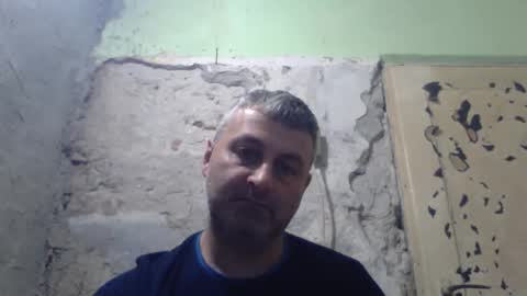 Snapshot of ericboy32 chatting on May 26, 6:37 pm eric online show from May 26, 6:37 pm