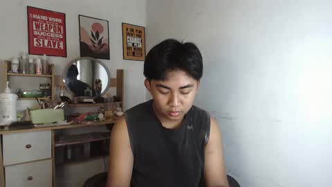 erick_cummer30 online show from May 15, 10:33 am