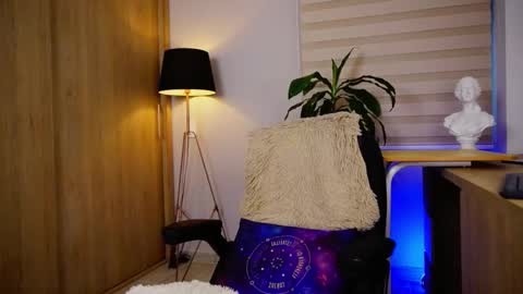 Erick Thompson online show from November 27, 9:06 pm