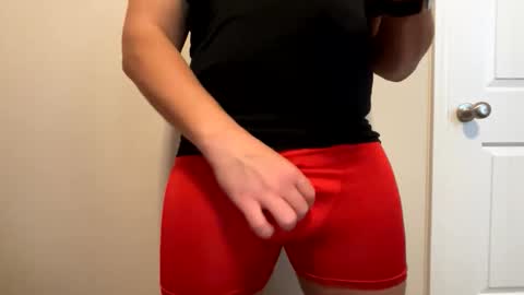 Snapshot of ericldavis71 chatting on February 6, 7:50 pm ericldavis71 online show from February 6, 7:50 pm