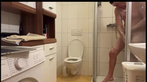 erik6980 online show from December 3, 4:27 pm