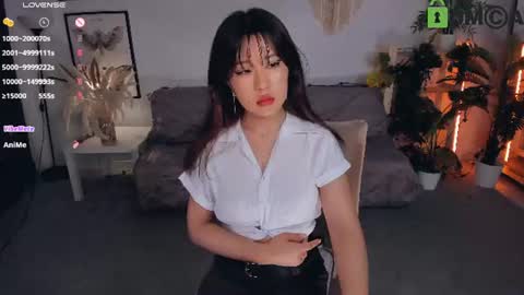 Snapshot of erika_kim chatting on July 19, 7:45 am erika_kim online show from July 19, 7:45 am