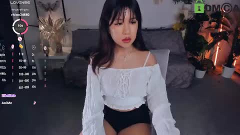 Snapshot of erika_kim chatting on July 20, 7:44 am erika_kim online show from July 20, 7:44 am