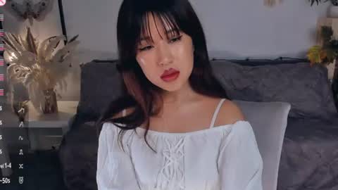 Snapshot of erika_kim chatting on July 20, 10:39 am erika_kim online show from July 20, 10:39 am