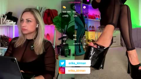 Snapshot of erika_kirman chatting on November 8, 2:39 pm Erika online show from November 8, 2:39 pm
