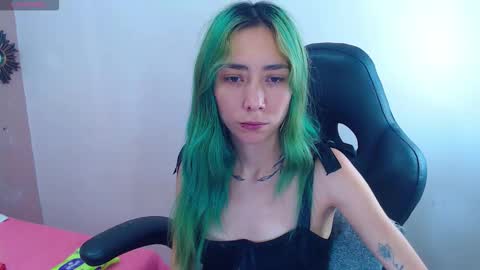 Snapshot of erika_stevens chatting on October 1, 8:04 pm E R I K A - SAGITARIO..... online show from October 1, 8:04 pm