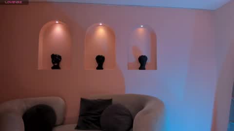 Snapshot of erikabenz chatting on June 25, 12:20 pm Erika Benz online show from June 25, 12:20 pm