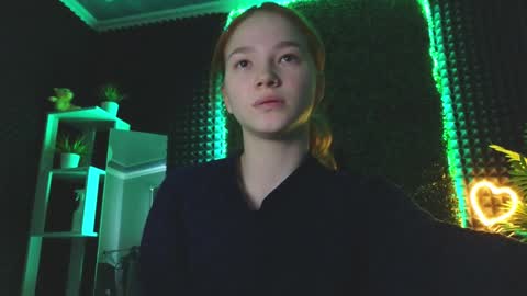 erikabrian online show from December 28, 4:51 am