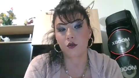 Snapshot of erikaguapa1989 chatting on June 13, 2:09 am erikaguapa1989 online show from June 13, 2:09 am