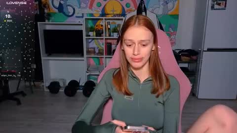 Snapshot of erikasin chatting on February 8, 5:49 pm Erika online show from February 8, 5:49 pm