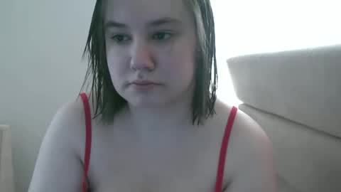 Snapshot of erikatwins chatting on January 7, 7:11 am Erika online show from January 7, 7:11 am