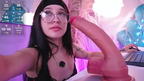 Eri  online show from December 15, 9:41 pm