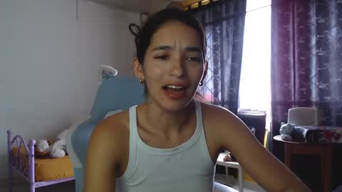 erina_1 online show from February 5, 5:31 pm