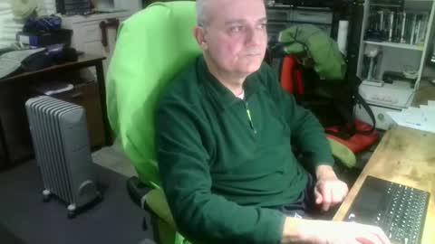 ernello online show from November 23, 8:41 pm