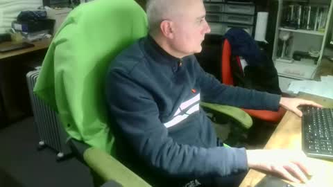 ernello online show from December 17, 2:12 pm