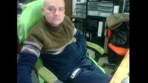 ernello online show from January 8, 7:27 pm