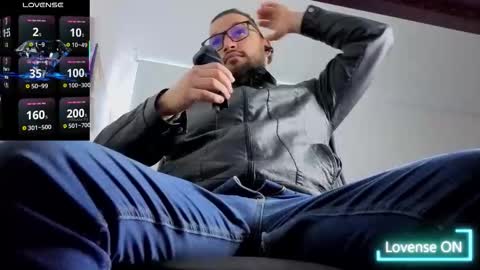 ernesto rodriguez 82 online show from September 24, 11:46 am