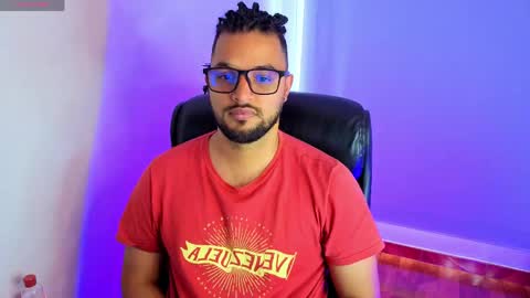 Snapshot of ernesto_rodriguez_82 chatting on April 18, 7:29 pm ernesto rodriguez 82 online show from April 18, 7:29 pm