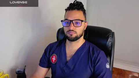 Snapshot of ernesto_rodriguez_82 chatting on April 25, 7:22 am ernesto rodriguez 82 online show from April 25, 7:22 am
