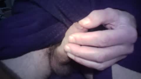 Snapshot of ernie4u chatting on January 12, 2:28 am Ernie online show from January 12, 2:28 am