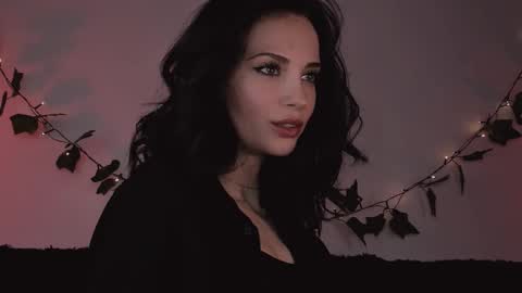 erohaze online show from November 14, 4:06 pm