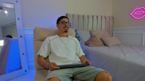 eros_becker_ online show from March 18, 3:20 am