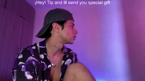 Snapshot of erosdominant_ chatting on April 26, 3:10 pm erosdominant_ online show from April 26, 3:10 pm